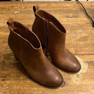 BP brown leather booties, zip up inside closure